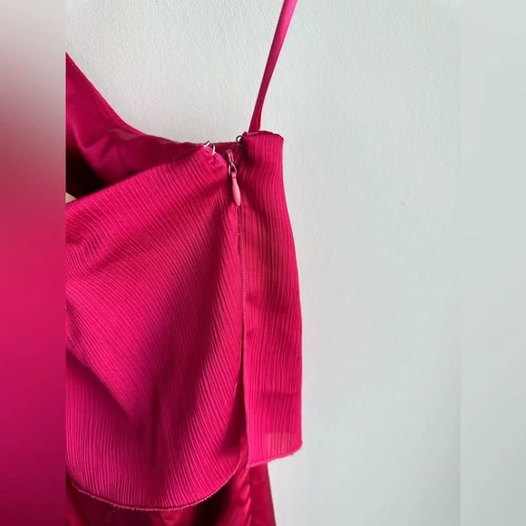 Le chateau one shoulder dress - Picture 3 of 6